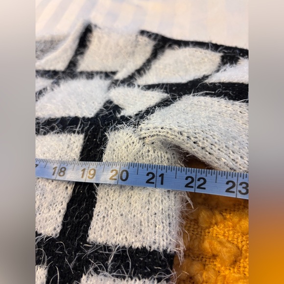 NY Collection Sweater - Picture 8 of 8